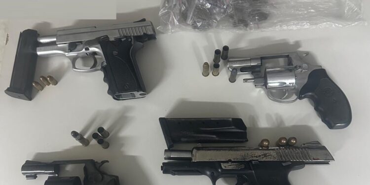 Quatro homens são mortos a tiros durante confronto com policiais militares no Bairro da Paz, em Salvador