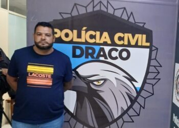 Treze homens suspeitos de tráfico de drogas e homicídios na BA são presos após operação policial em cinco estados