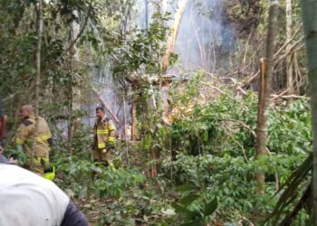 Queda de avião mata 12 pessoas em Rio Branco, no Acre
