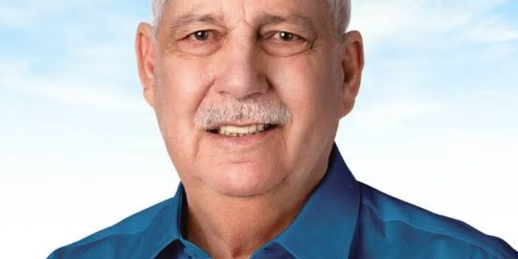 Nilo Coelho, ex-governador da Bahia e prefeito da cidade de Guanambi renuncia cargo