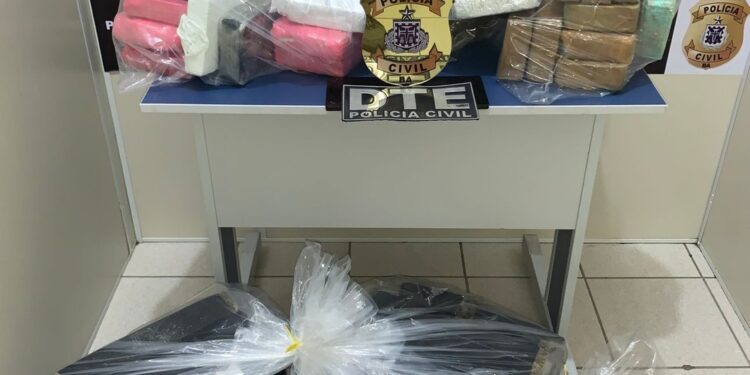 Quatro suspeitos são presos e mais de 80 kg de drogas foram apreendidos na Bahia