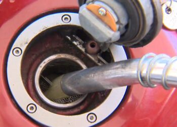 Acelen anuncia aumento nos preços da gasolina e diesel vendidos para distribuidoras de combustíveis na BA