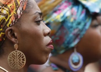 Consciência racial cresce, mostra Censo 2022, mas desigualdades persistem