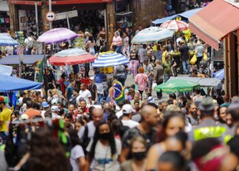 PIB do Brasil cresce 0,1% no 3° trimestre de 2023, diz IBGE