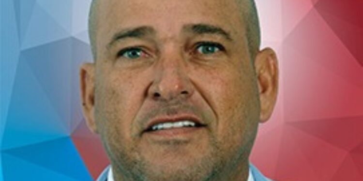 Deputado e PMs são investigados por integrar grupo miliciano na BA; justiça bloqueia R$ 700 milhões das contas dos suspeitos