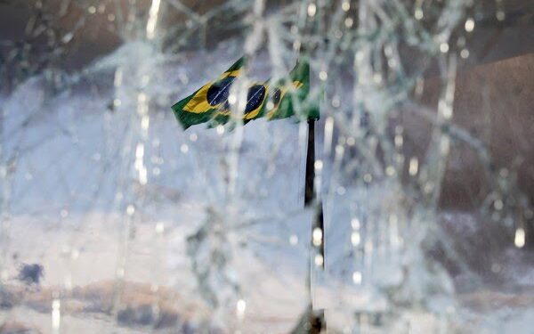 ‘Lesa Pátria’: suspeitos de financiar atos golpistas de 8 de janeiro são alvos da PF em 11 estados e no DF