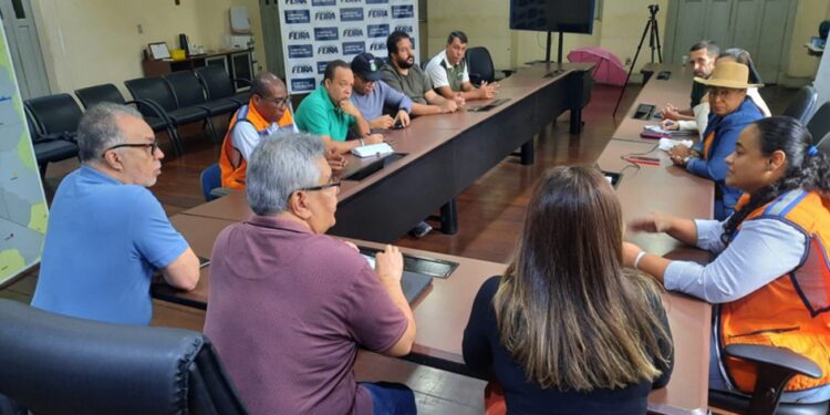 Prefeitura institui Comitê de Crise e avalia consequências das fortes chuvas