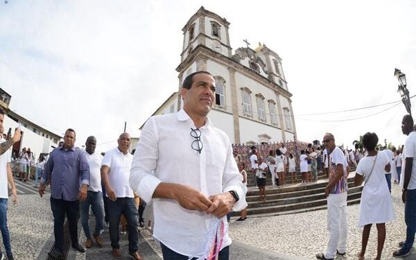 ACM Neto confirma Bruno Reis como candidato à reeleição
