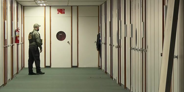 PF faz buscas em nova operação contra suposta espionagem ilegal na Abin; Ramagem é alvo