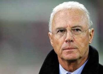 Franz Beckenbauer, lenda do futebol mundial, morre aos 78 anos
