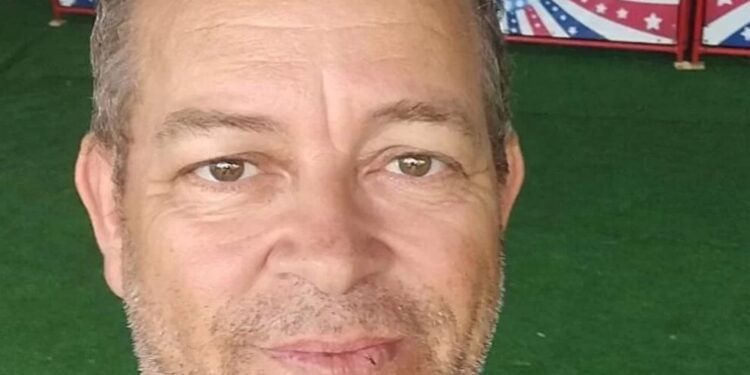 Palhaço é baleado em tentativa de assalto ao sair de circo no recôncavo baiano