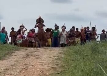 Ação com cerca de 200 fazendeiros que resultou na morte de indígena na BA foi planejada em aplicativo de mensagens, diz ministério