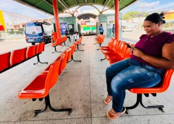 Terminais de transbordo e estações BRT ganham Wi-Fi gratuito da Prefeitura de Feira