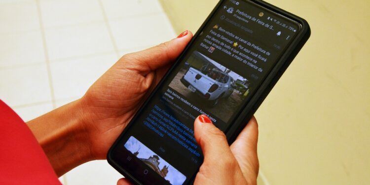 Prefeitura de Feira lança canal no WhatsApp; saiba como seguir