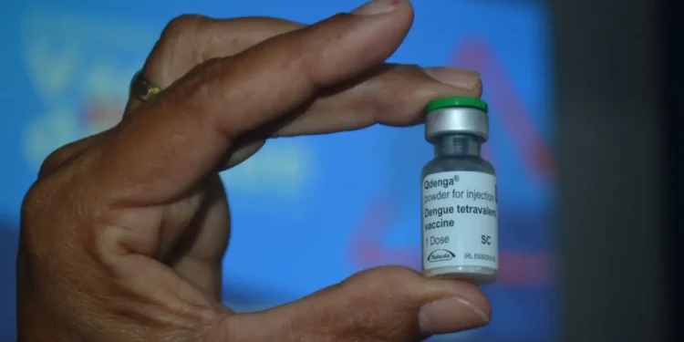 Mais de 3.100 crianças são imunizadas contra a dengue, vacinação continua no fim de semana
