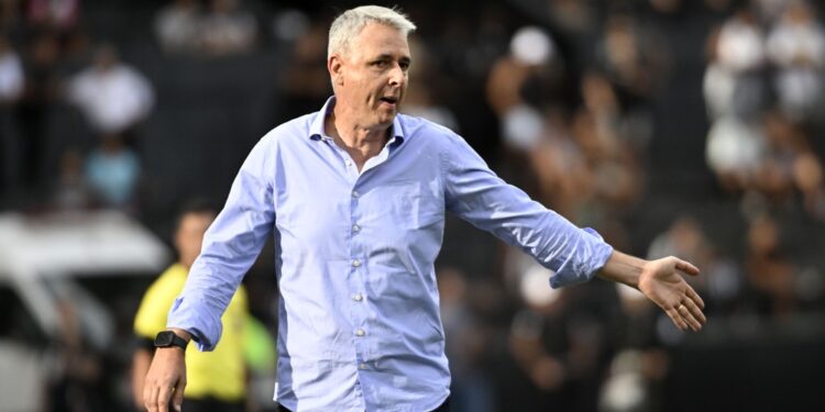 Tiago Nunes é demitido do Botafogo