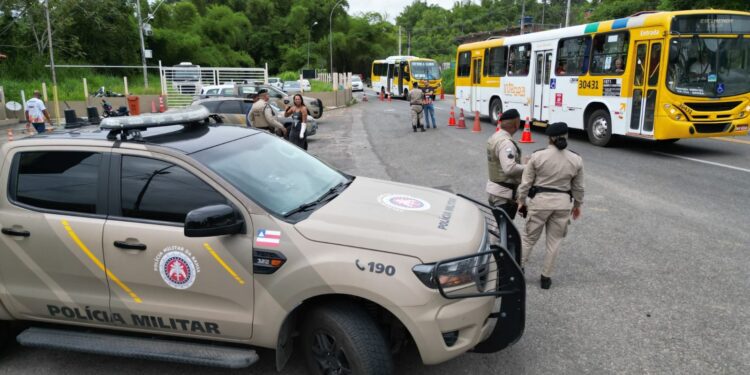 Primeiro dia do Carnaval de Salvador tem reduções de 62% dos roubos e de 50% dos furtos