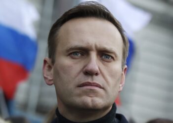 Morre na prisão Alexei Navalny, um dos principais opositores de Putin