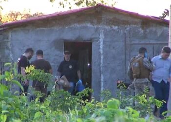 Mossoró: Esconderijo usado por foragidos ficava em casa na mata; dono foi preso
