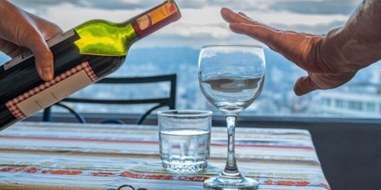 O que acontece com seu fígado quando você para de beber álcool
