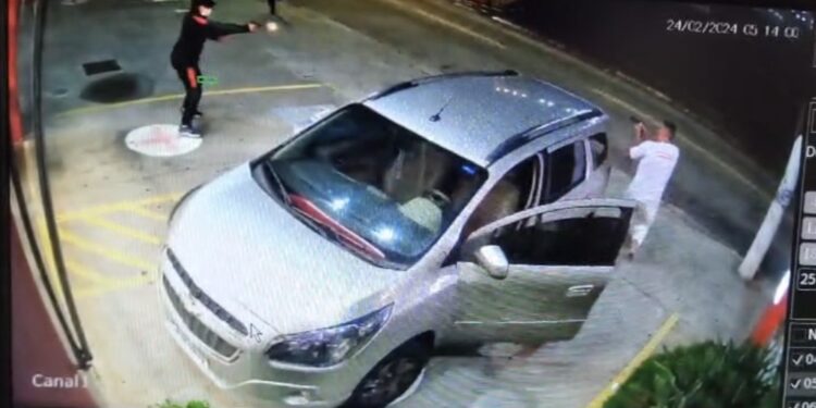 PM de folga e filha de 19 anos morrem após troca de tiros com criminosos em frente a farmácia na Zona Norte de SP