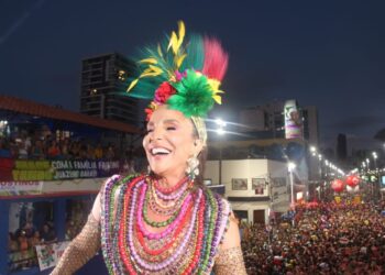 Ivete Sangalo vence o troféu Bahia Folia com o hit Macetando; disputa teve mais de 3 milhões de votos