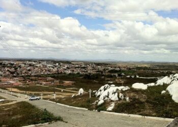 MP pede suspensão de funcionamento de cemitério em Serrinha