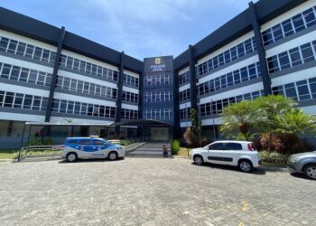 Homem com tornozeleira eletrônica é morto a tiros em Salvador