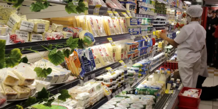 Anvisa: 28% dos alimentos industrializados têm sódio em excesso