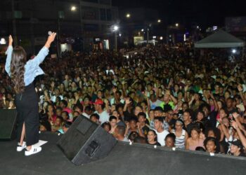 Louvor e celebração na 29ª Marcha Para Jesus
