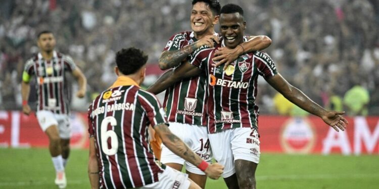 Fluminense é campeão da Recopa com Arias herói e exorciza fantasma LDU