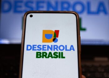 Governo federal prorroga Desenrola Brasil até fim de maio