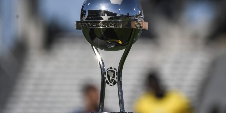 Copa Sul-Americana 2024: veja como ficaram os grupos após sorteio