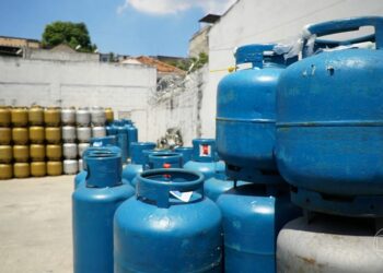 Valor do gás de cozinha tem novo aumento na Bahia; item ficará R$ 5 mais caro, diz sindicato