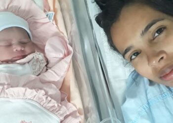 Bebê nasce durante corrida por aplicativo na Bahia
