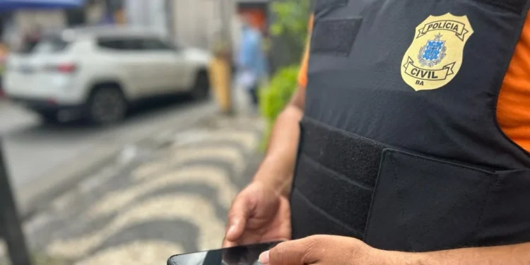 Jovens são mortas a tiros dentro de casa na Bahia; grupo de homens teria invadido residência