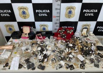 Mais de mil acessórios roubados são recuperados em cidade na BA; itens custam cerca de R$ 100 mil