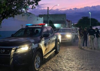Operação policial no interior da Bahia prende 90 suspeitos nesta quinta-feira; um morreu em confronto