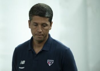 Thiago Carpini é demitido do São Paulo