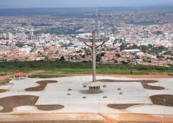 Polícia Federal investiga grupo criminoso suspeito de desviar mais de R$ 600 mil da Saúde durante a pandemia da Covid-19 na Bahia
