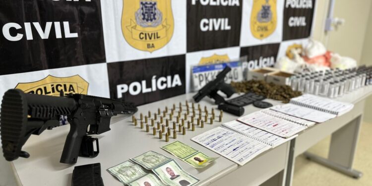 ‘Dama de Espadas’ do Baralho do Crime morre após troca de tiros no interior da Bahia