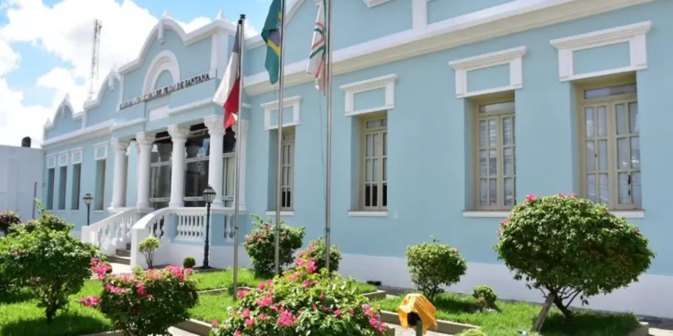 Vereadores suplentes deixam a Câmara Municipal