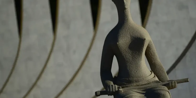 Por unanimidade, STF diz que Forças Armadas não são “poder moderador”