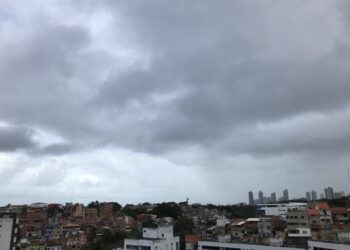 Trovoadas e chuvas isoladas: veja previsão do tempo para Salvador e outras cidades da Bahia neste final de semana