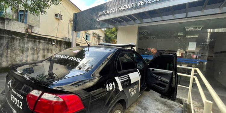 ‘Escravas sexuais’ e três anos sem estudar: o que se sabe sobre o caso do pai preso suspeito de estuprar filhas de 9 e 11 anos na Bahia