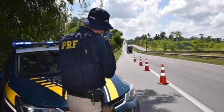 Mais de 40 acidentes são registrados em rodovias baianas durante a semana santa; 7 pessoas morreram