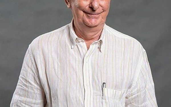 Morre José Santa Cruz, dublador de Dino da Silva Sauro, Magneto, Rúbeo Hagrid e outros personagens