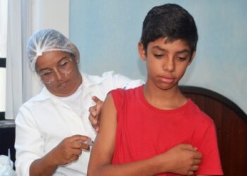 Feira de Santana recebe mais 6.765 doses da vacina contra a dengue