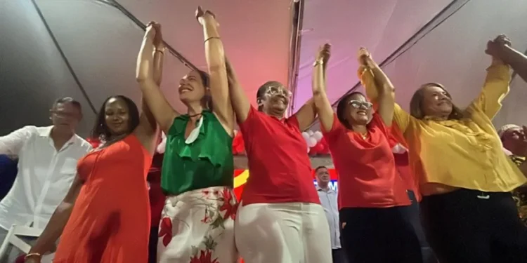 Eliana Gonzaga lança pré-candidatura à reeleição em Cachoeira