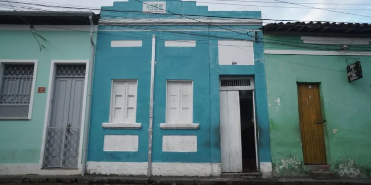Quem vai herdar o brega de Dona Cabeluda?